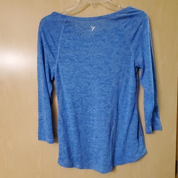 Old Navy Active Semi Fitted Blue Top - Size S - Picture 2 of 4